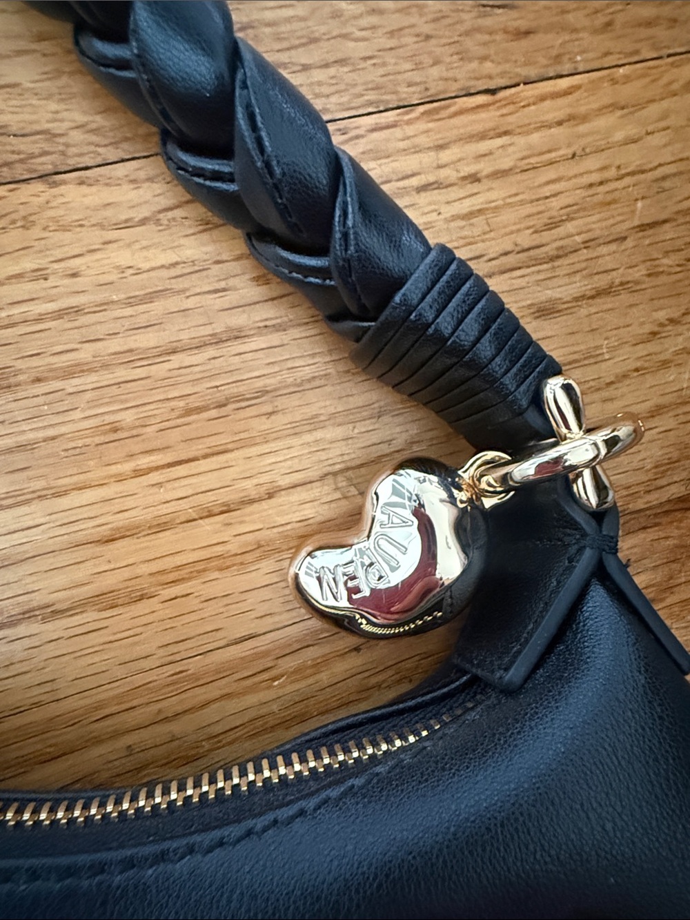 Aupen black leather shoulder bag - Picture 2 of 4